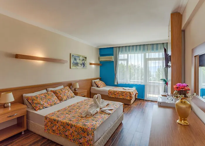 ホテル Aqua Nina Ören